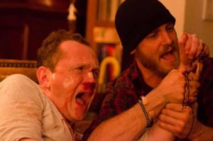 Cheap Thrills Review Szenenbild002