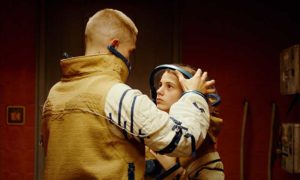 High Life Review Szenenbild004