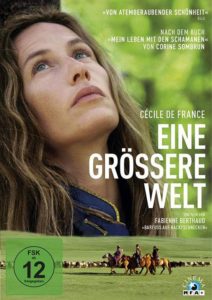 Eine grössere Welt DVD Cover shop kaufen Film 2020 Kritik