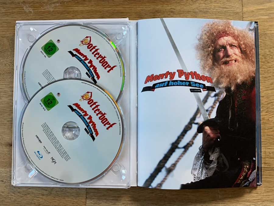 „Monty Python auf hoher See (Dotterbart)" als 3-Disc Limited Collector's Edition im Mediabook Review Produktbild