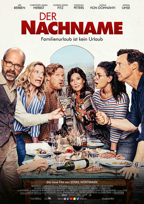 „DER NACHNAME“ – Familienurlaub ist kein Urlaub Film 2022 Kino Plakat