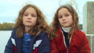 Petite Maman - Als wir Kinder waren Film 2022 Kino Trailer Blu-ray DVD Artikelbild