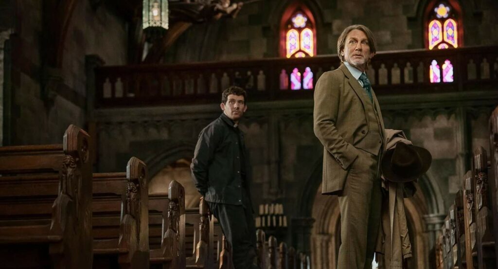 Wake Up Dead Man: A Knives Out Mystery